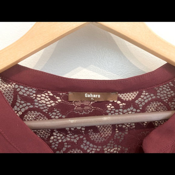 Burgundy flutter sleeve blouse with lace detail - Picture 5 of 16